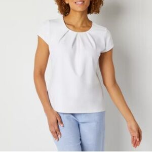 Liz Claiborne White Pleated Blouse with Short Sleeves